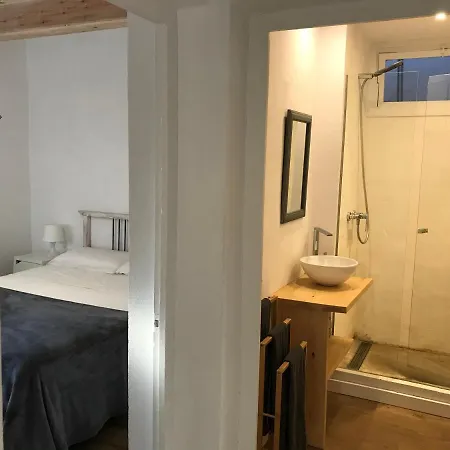 Apartament Ros *